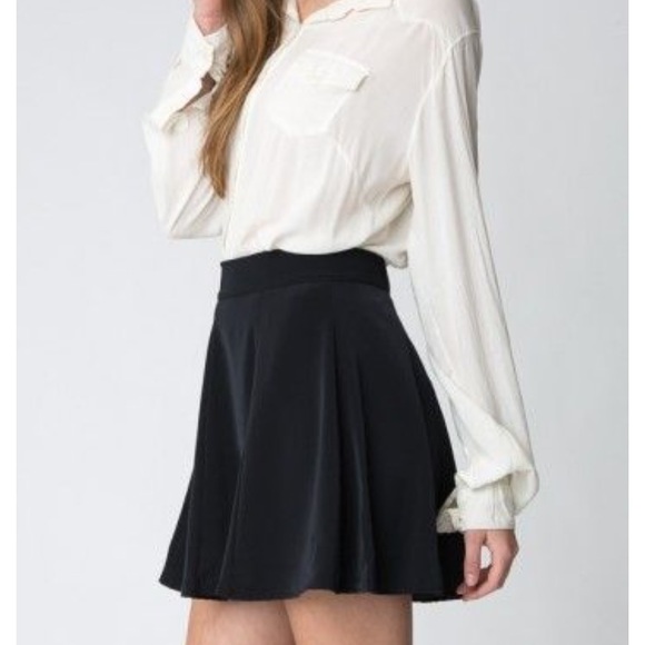 Brandy Melville Dresses & Skirts - Brandy Melville Skater Skirt